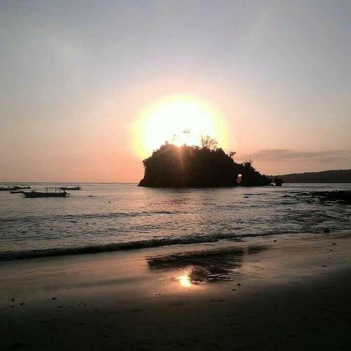 The Tinsi Hotel Toyapakeh Luaran gambar