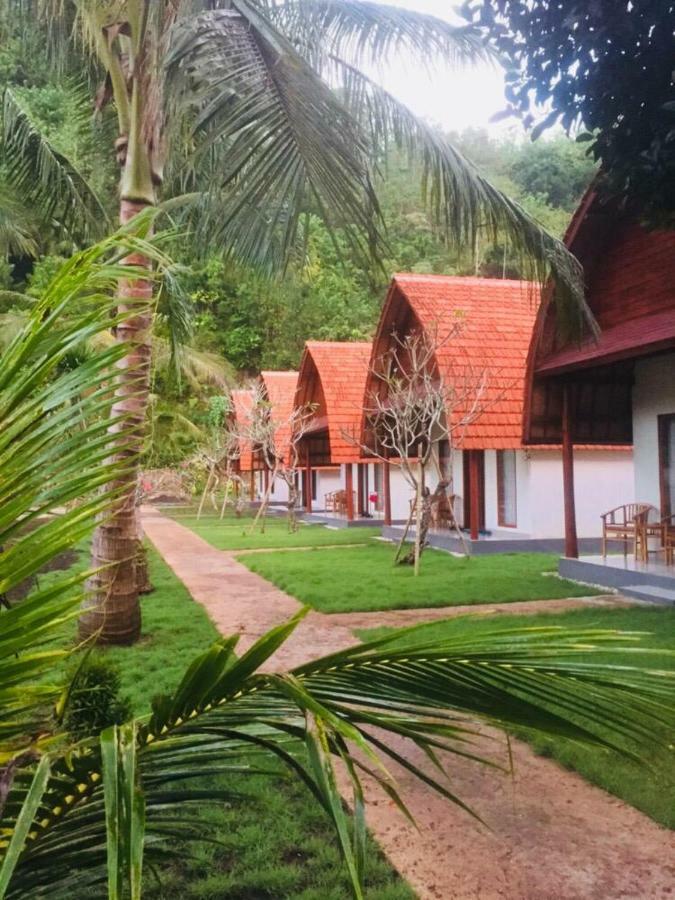 The Tinsi Hotel Toyapakeh Luaran gambar